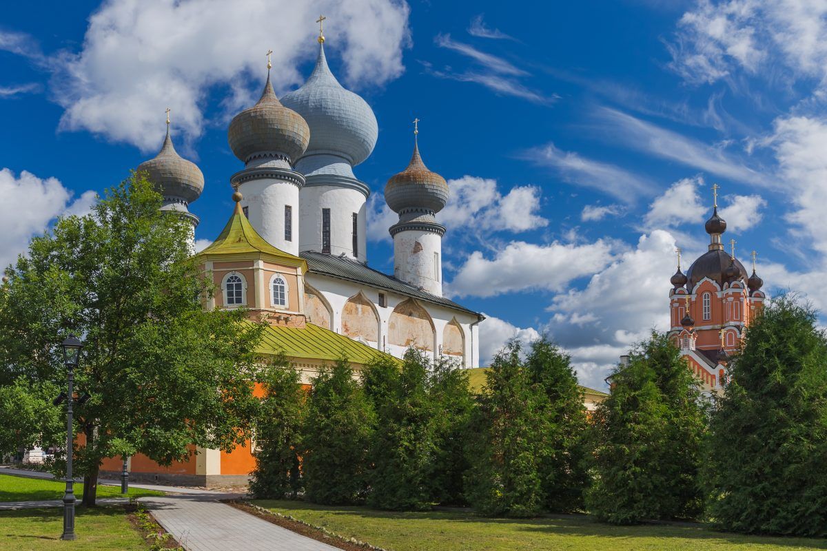 К чудотворной иконе в Тихвин - Туры Санкт-Петербург - GoTour