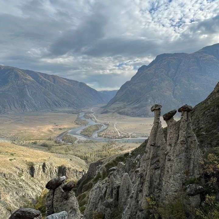 Алтай Долина Чулышмана старинный храм